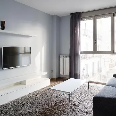 & Suites Arrizul Gros * سان سيباستيان