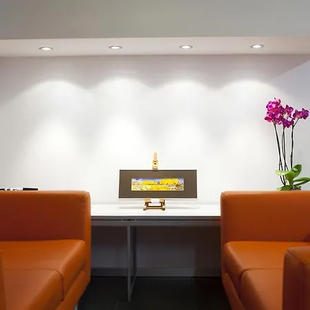 & Suites Arrizul Gros Hotel San Sebastian