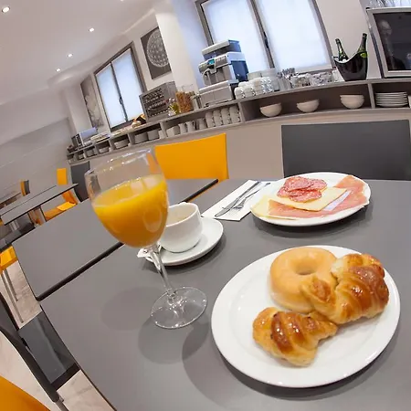 فندق & Suites Arrizul Gros