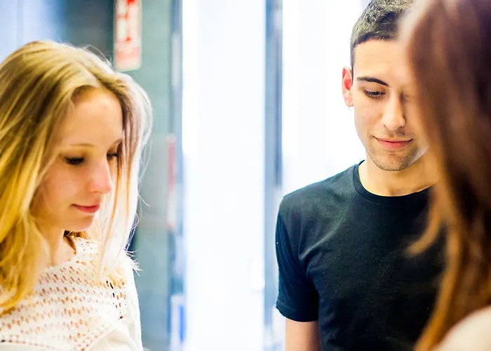 & Suites Arrizul Gros San Sebastian