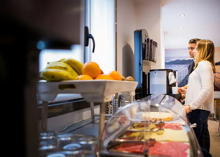 & Suites Arrizul Gros Hotel