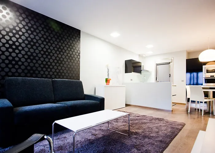 & Suites Arrizul Gros San Sebastián