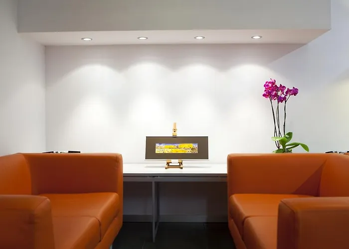 & Suites Arrizul Gros Hotel San Sebastian