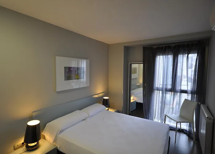 & Suites Arrizul Gros Hotel