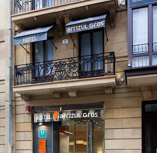 & Suites Arrizul Gros Hotel *