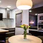 & Suites Arrizul Gros San Sebastián