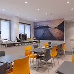 & Suites Arrizul Gros San Sebastián