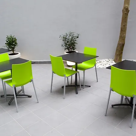 & Suites Arrizul Gros فندق سان سيباستيان