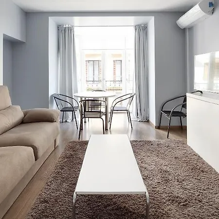 & Suites Arrizul Gros Szálloda